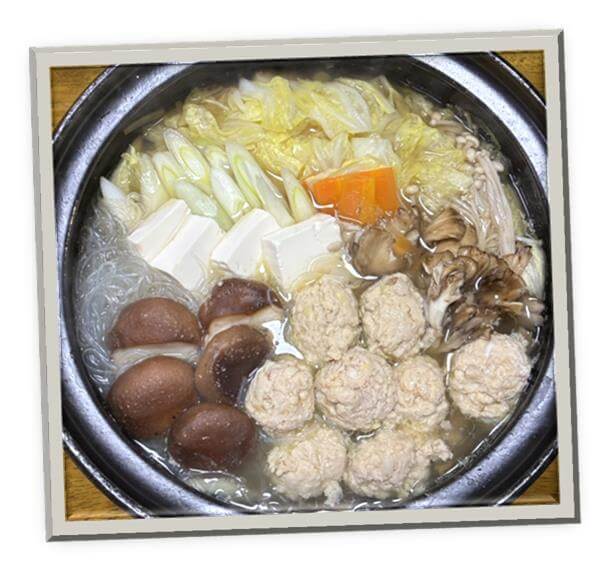 写真：白菜と鶏団子のスープ鍋